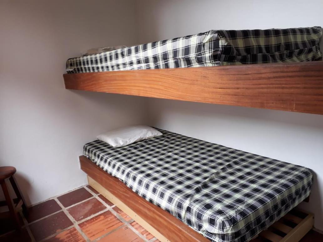 Ubatuba Surf Hostel, Apenas A 60 Metros Da Praia Da Lagoinha! Экстерьер фото
