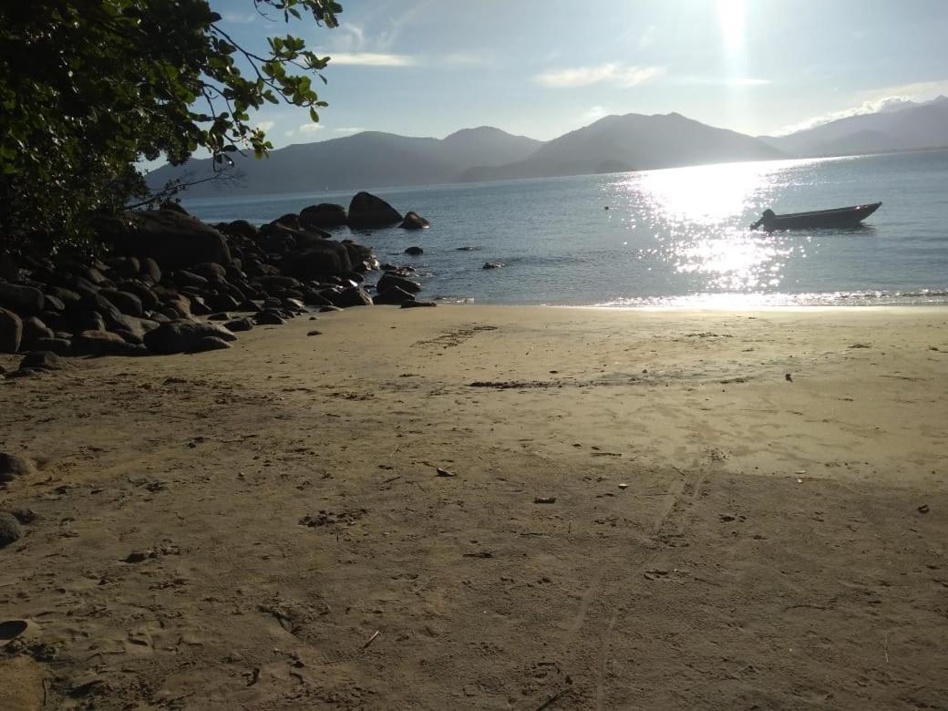 Ubatuba Surf Hostel, Apenas A 60 Metros Da Praia Da Lagoinha! Экстерьер фото